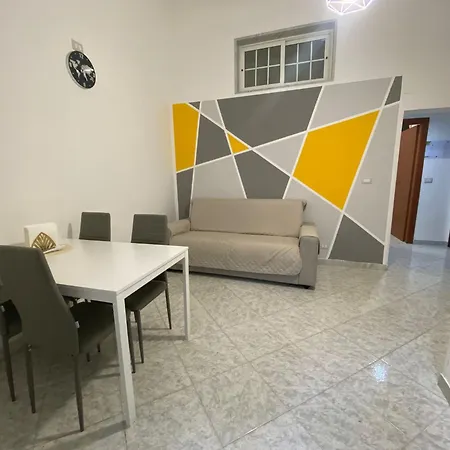 Newhouse Class Μπάρι